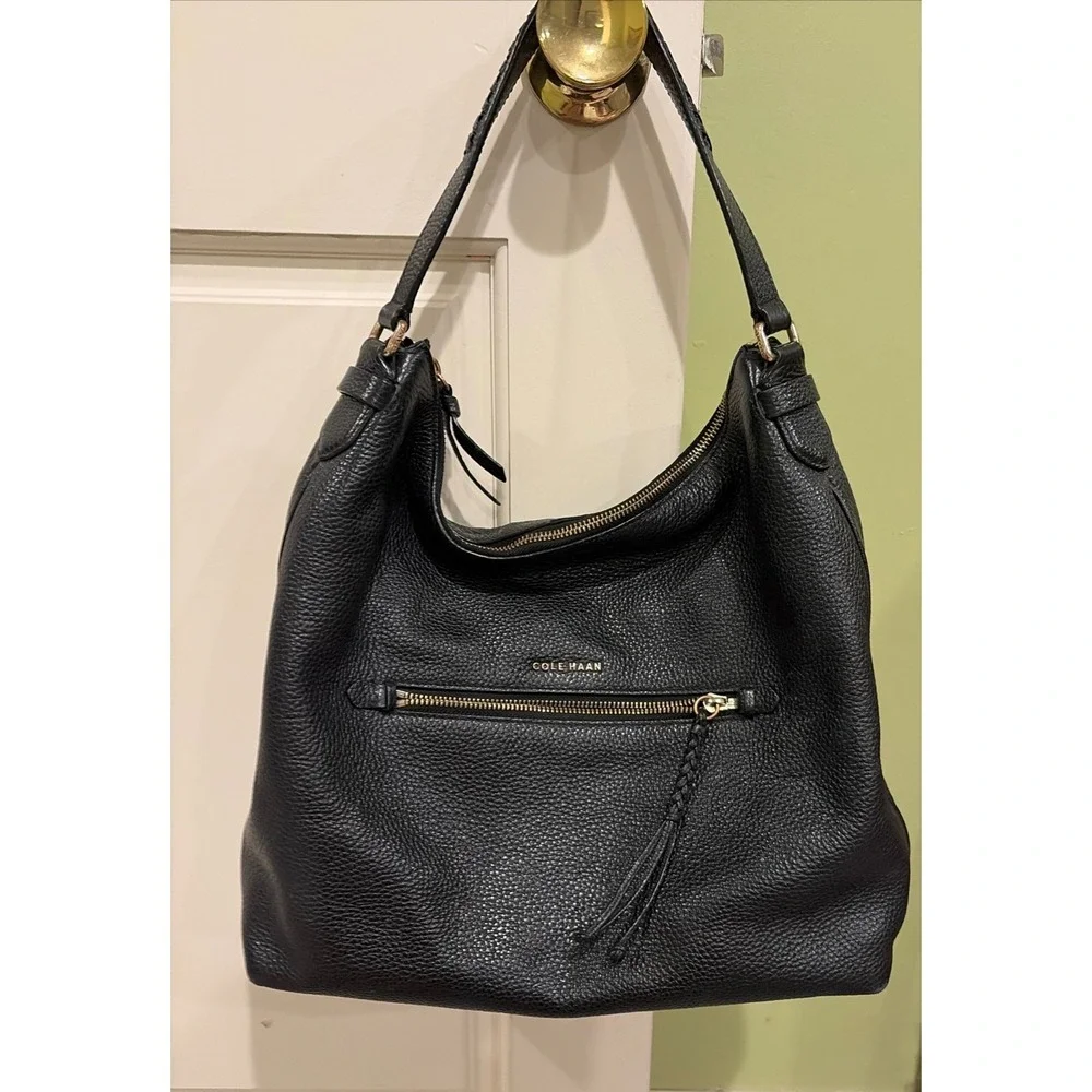 Cole Haan Black Pebbled Leather Hobo Shoulder Bag Gold Hardware Tassel Zip
